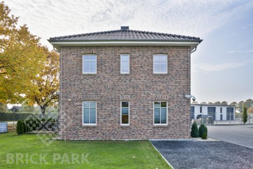 Кирпич Muhr Klinkerwerke 32 Wardbrand 1/2 WDF