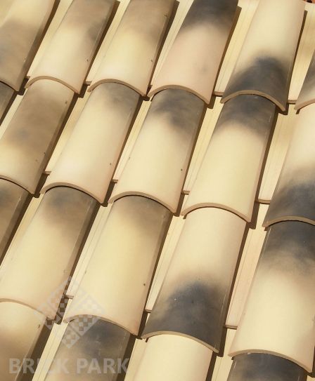 Черепица La Escandella Curved Roof Tile T5 WHITE Flamed Red