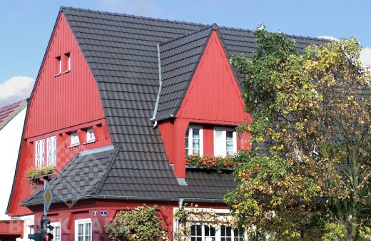 Керамическая черепица Roben RHEINLAND Altfarben (Старые краски, Темно-коричневый, ангоб)