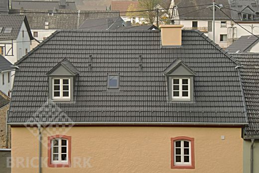 Керамическая черепица Roben ELSASS Anthrazit (Антрацит, ангоб)