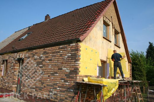 Керамическая черепица Roben FLANDERNplus Cayenne, glanz-engobe (Кайен, глянцевый ангоб)