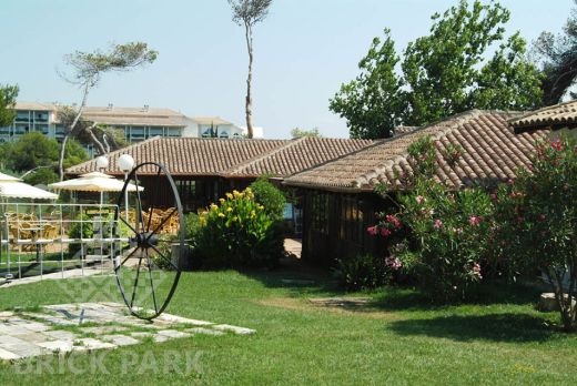 Черепица La Escandella Curved Roof Tile T4 RED Lucentum