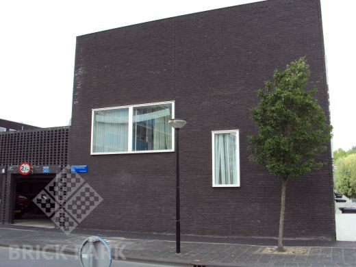 Кирпич Engels Peelparel WDF