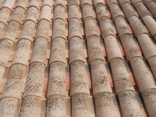 Черепица La Escandella Curved Roof Tile T5 RED Aitana