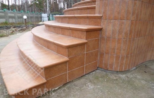 Ступень угловая - флорентинер Stroeher Roccia 839 ferro 