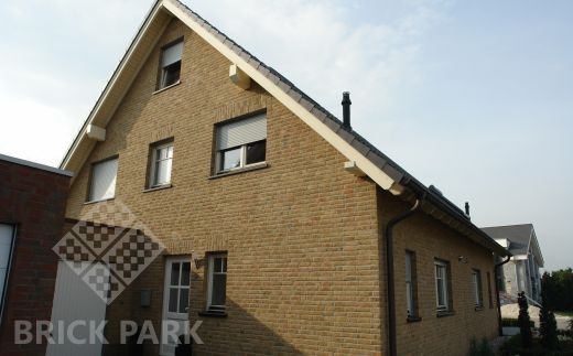 Кирпич Muhr Klinkerwerke 4 Gelbbronze-bunt geflammt 1/2 WDF