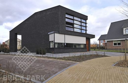 Кирпич Nelissen Black WV50