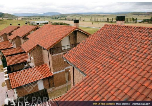 Черепица La Escandella Mixed 'S' Roof Tile Large RED Jaspee Red