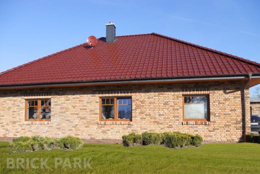 Керамическая черепица Roben PIEMONT Kastanienbraun, glanz-engobe (Каштановый, глянцевый ангоб)